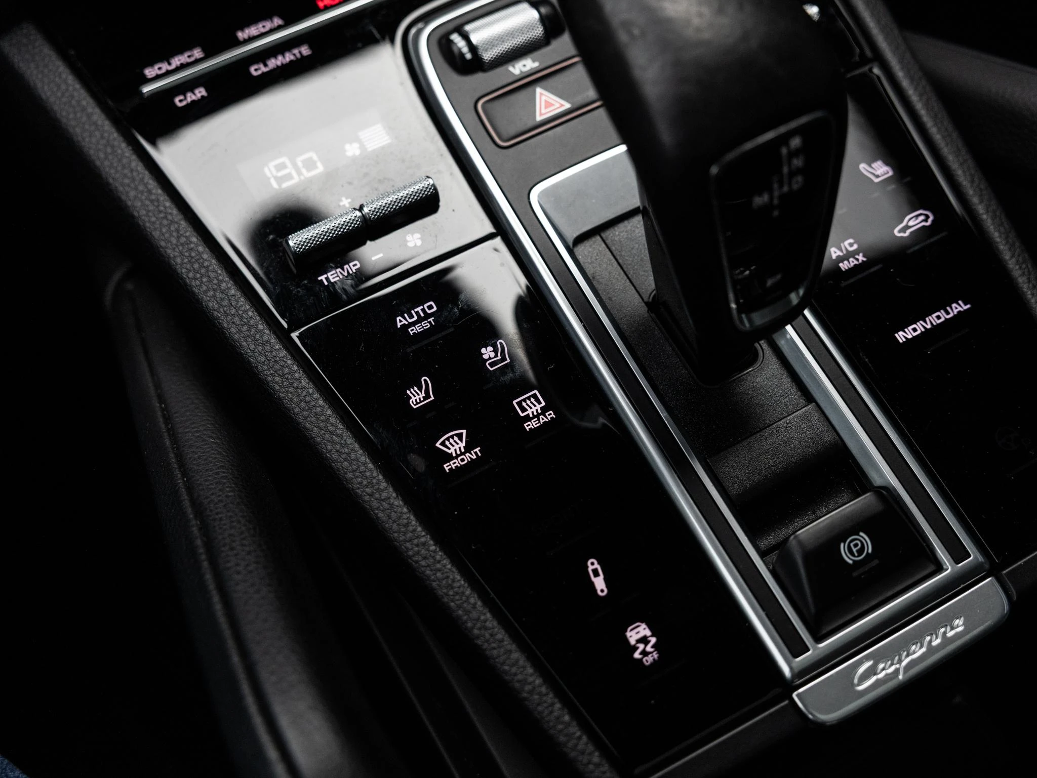 Porsche-Cayenne-image-36