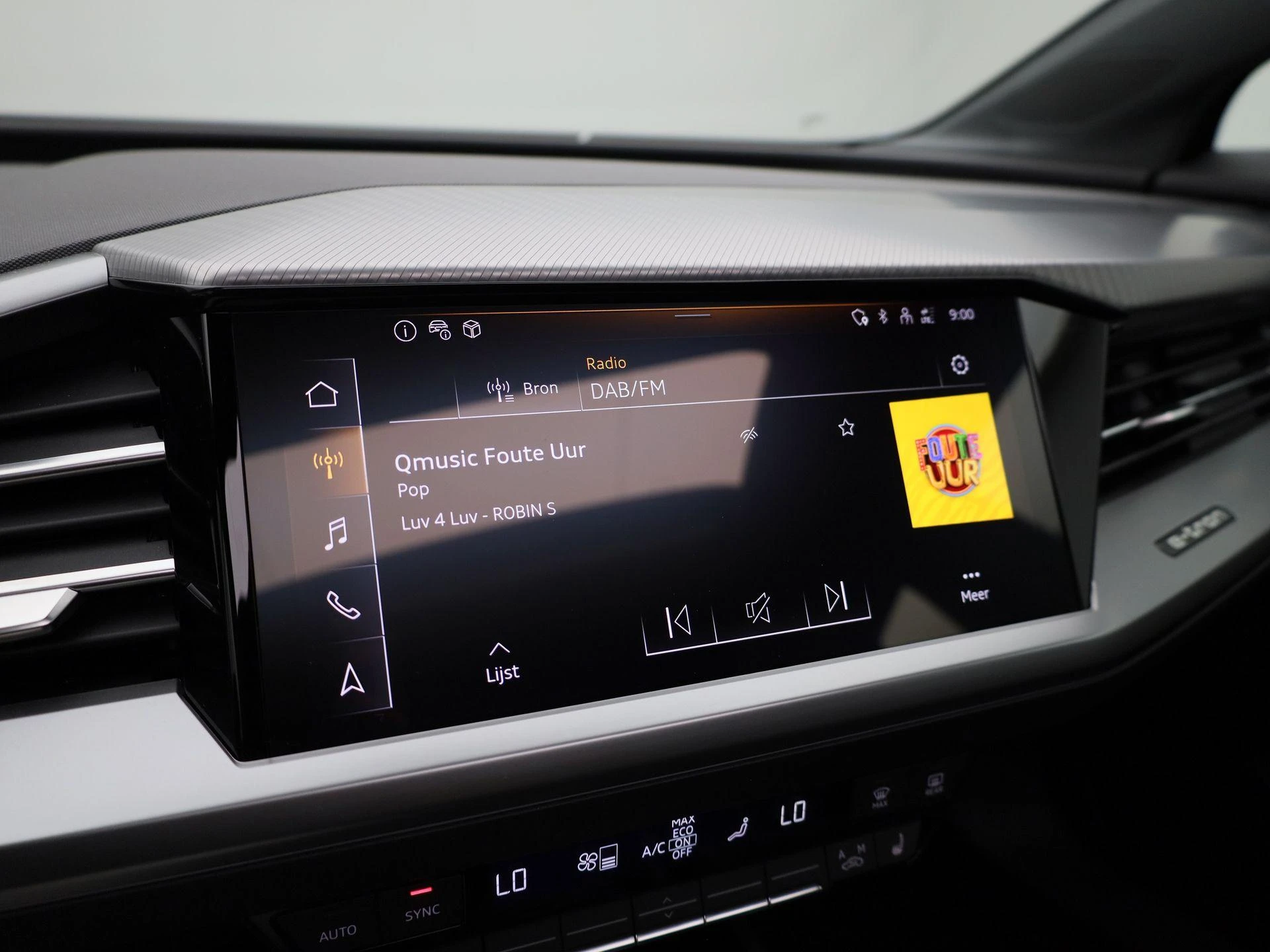Audi-Q4 e-tron-image-24