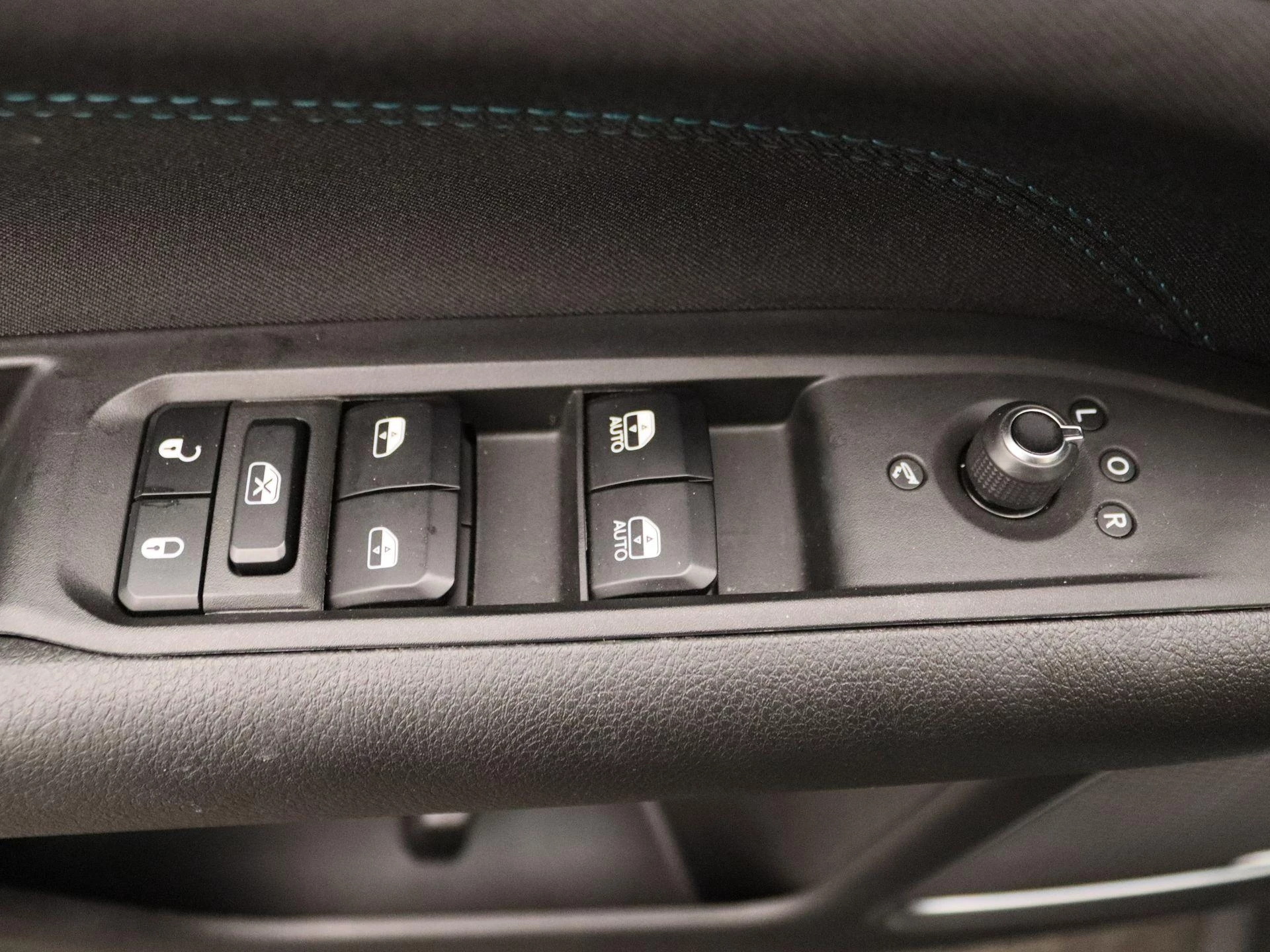 Jeep-Compass-image-21