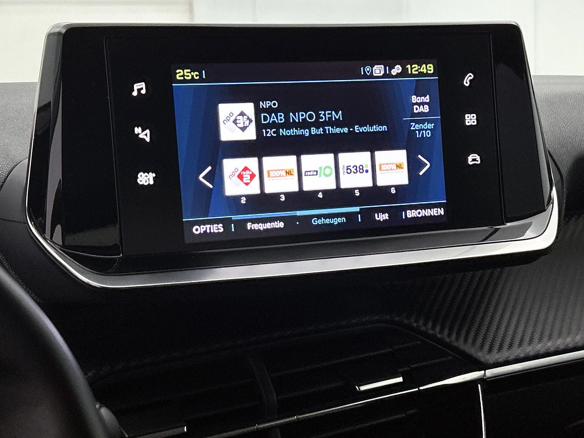 Peugeot e-208 EV Allure 50 kWh