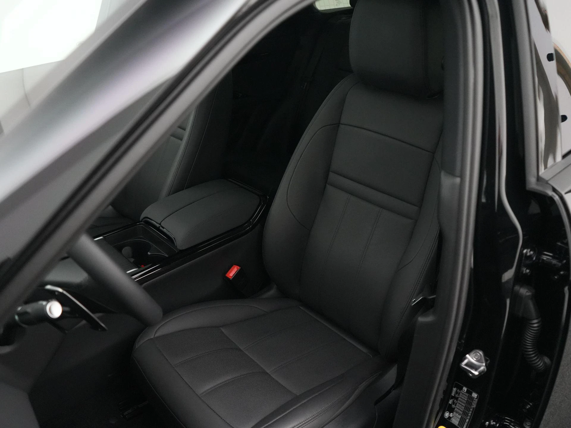 Land Rover-Range Rover Evoque-image-6