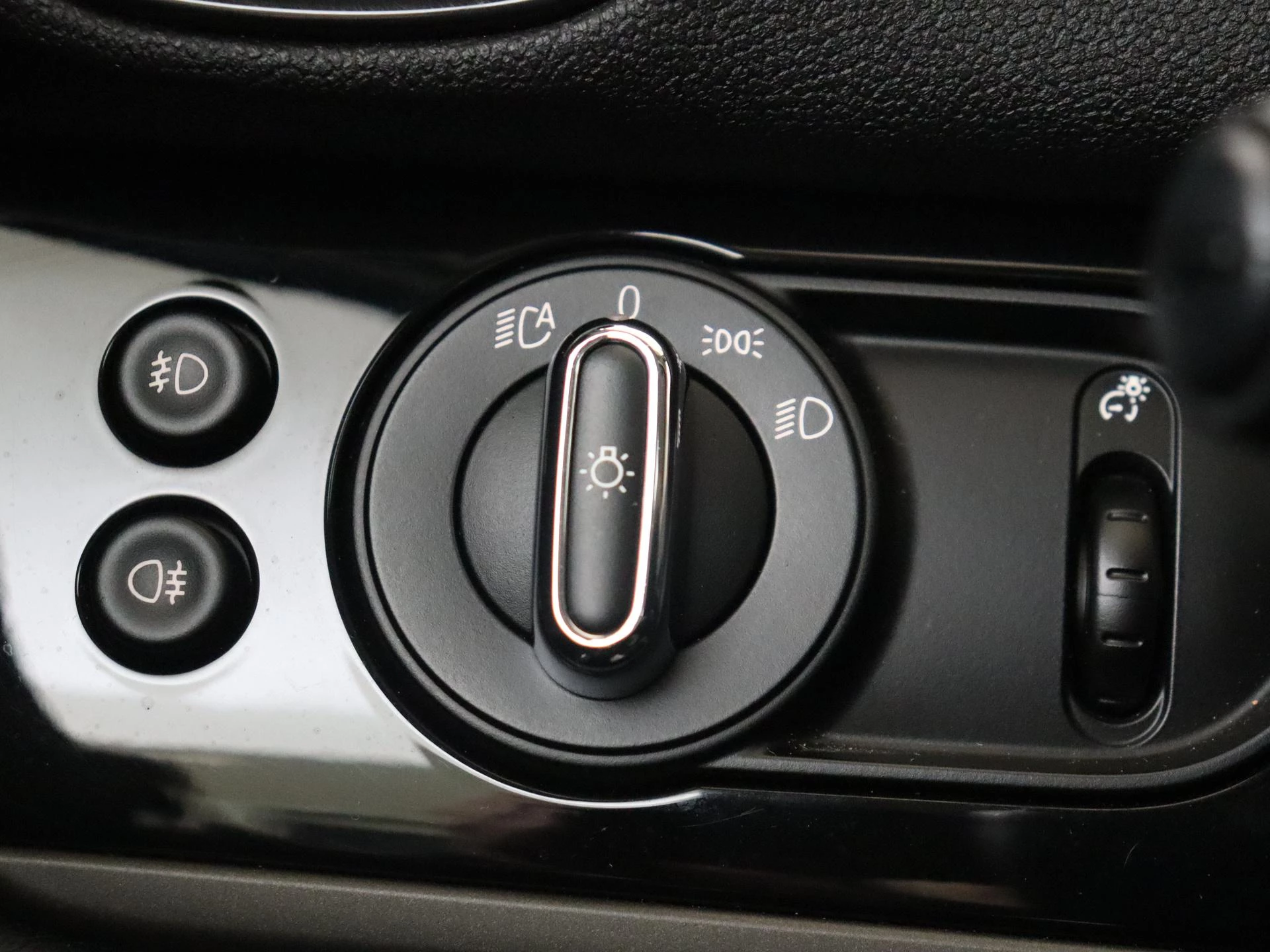MINI-Countryman-image-23
