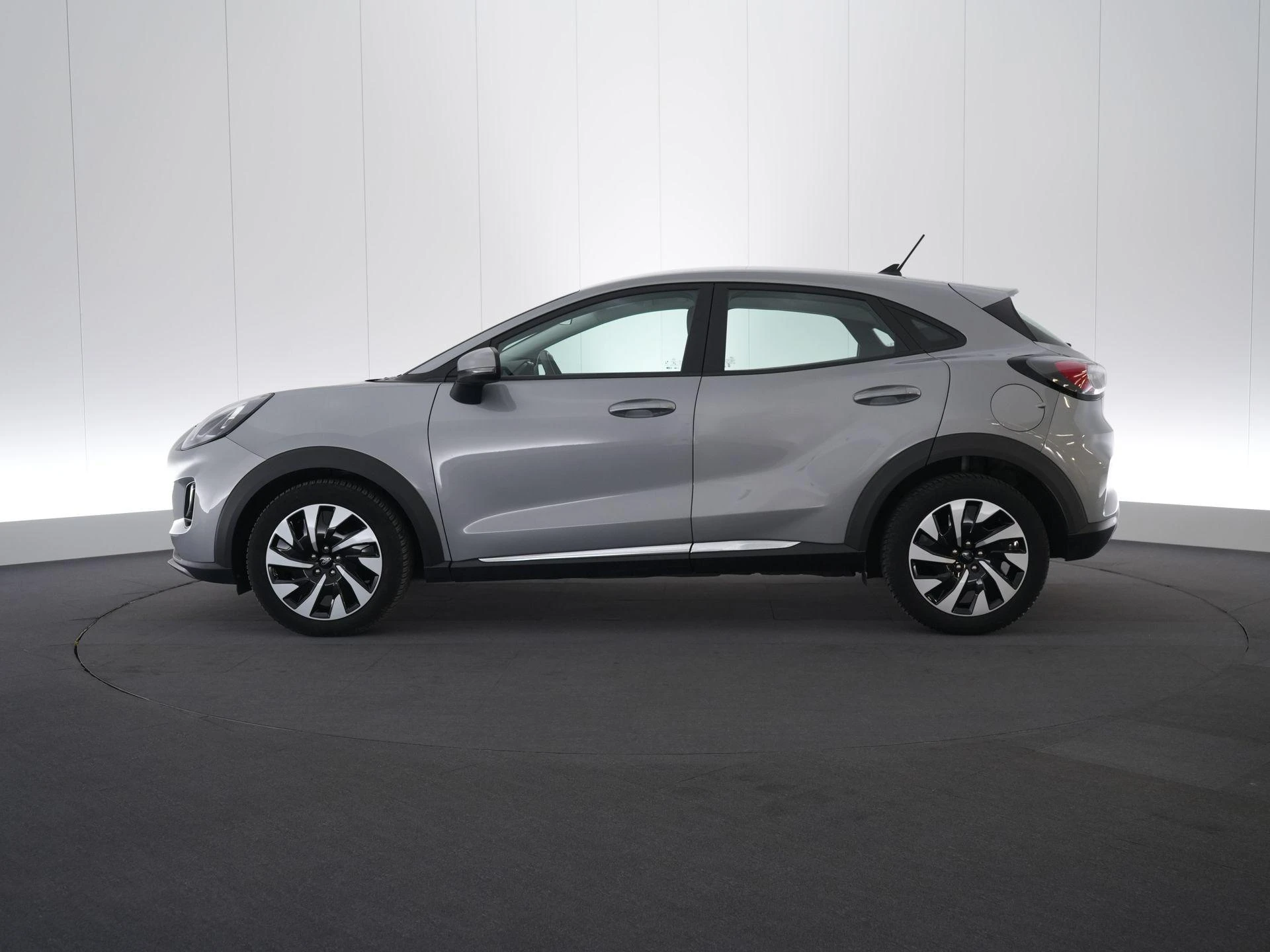 Ford Puma 1.0i Ecoboost MHEV 92kW Aut. Titanium