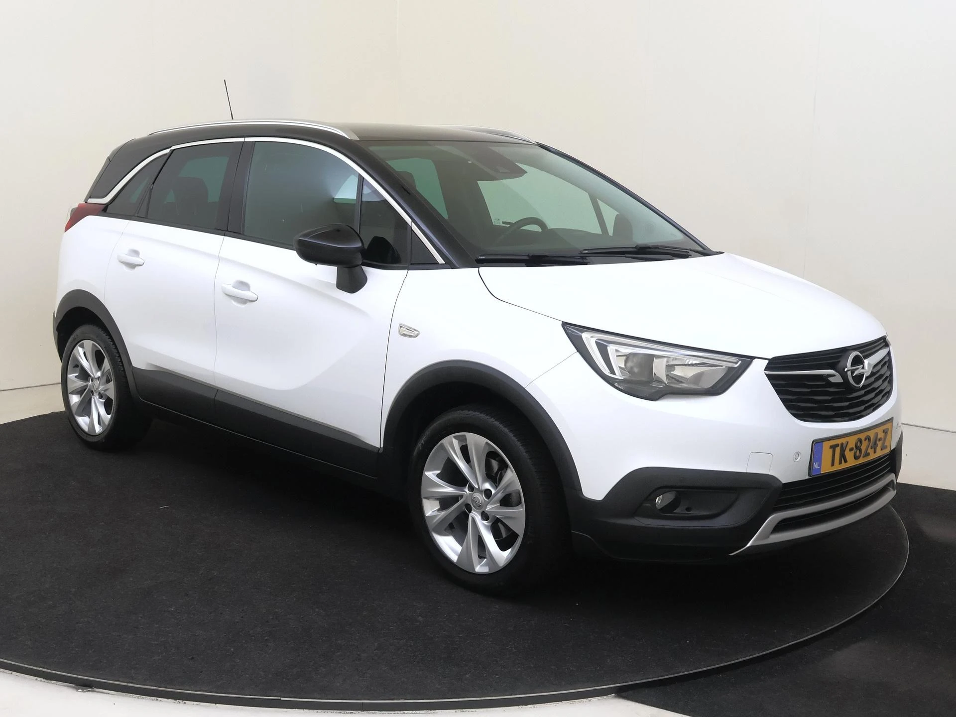 Opel-Crossland X-image-2