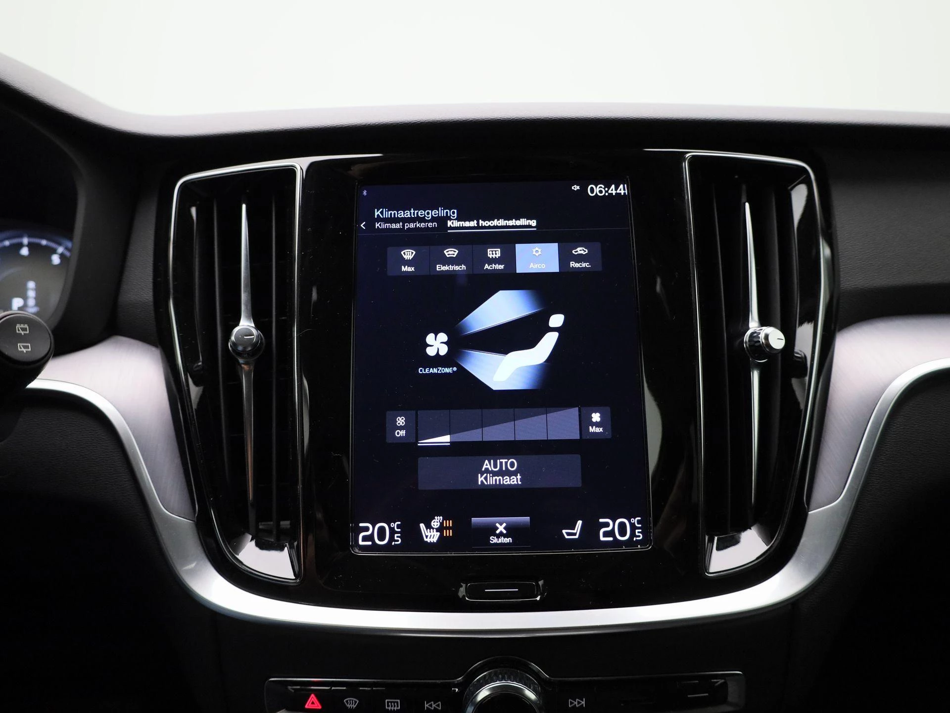 Volvo V60 B3 Geartronic Momentum Pro Camera | Cruise | PDC
