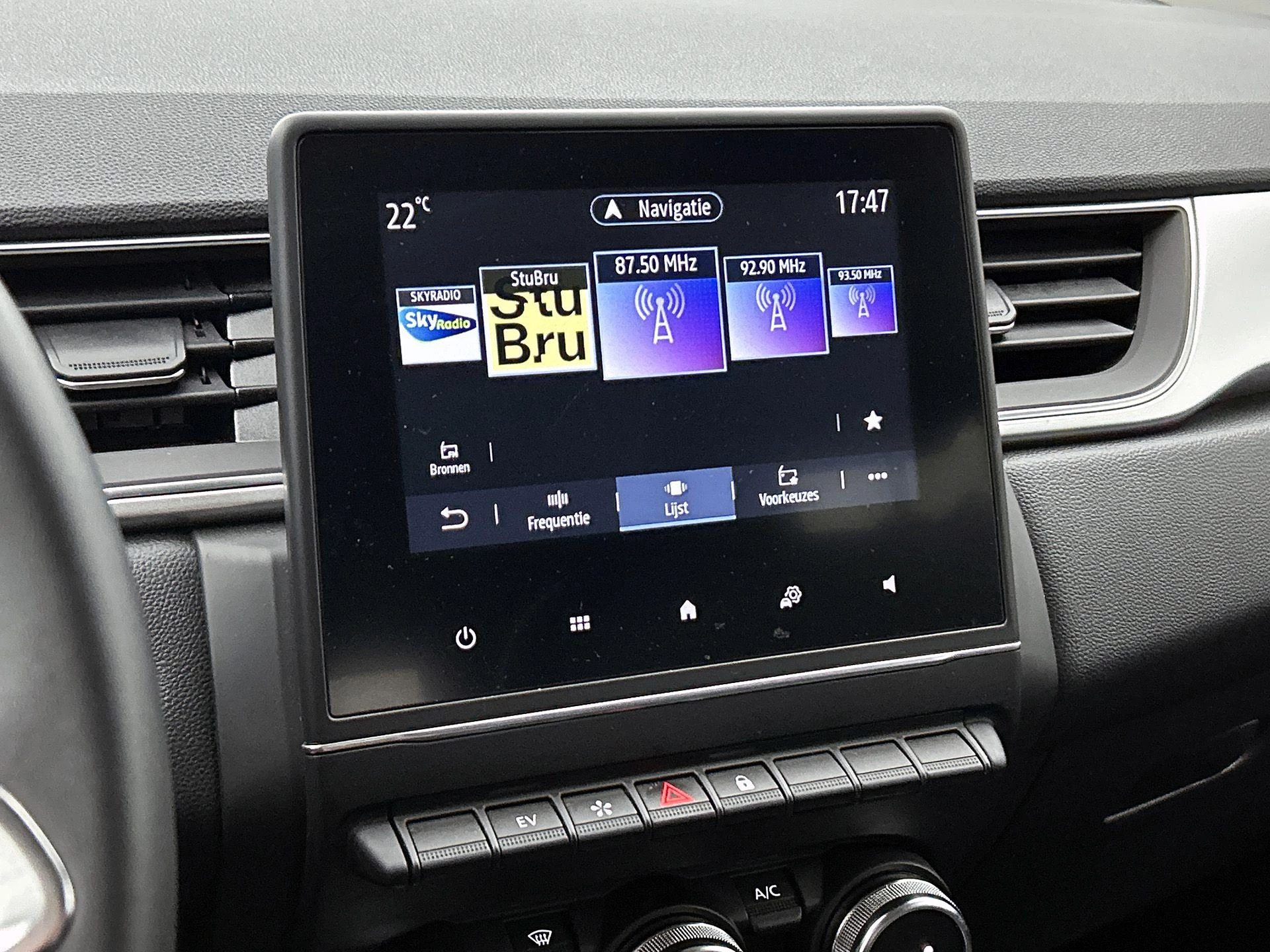 Renault-Captur-image-6