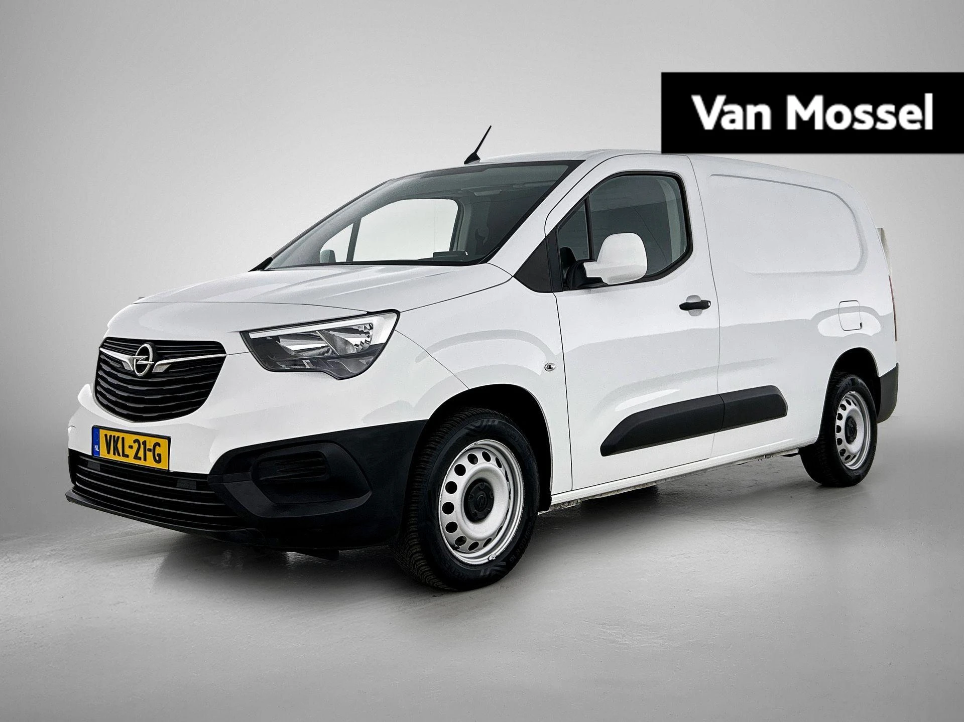 Opel-Combo-image-0