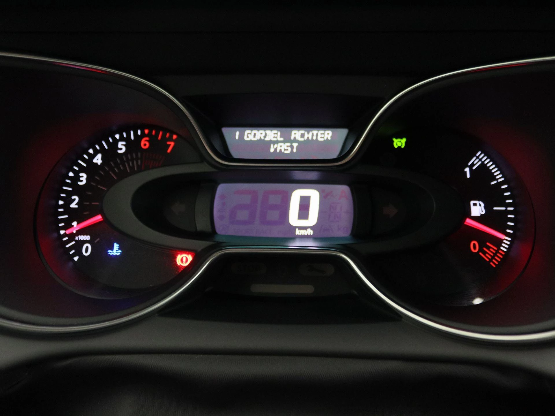 Renault-Captur-image-7