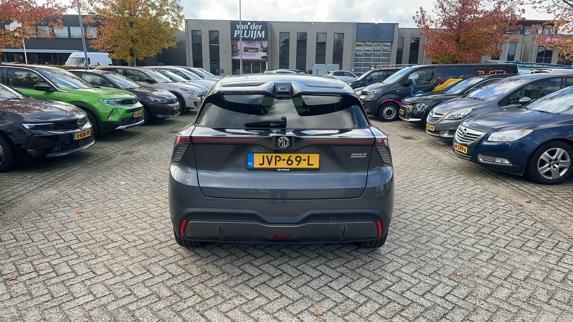 MG-MG4 EV-image-2