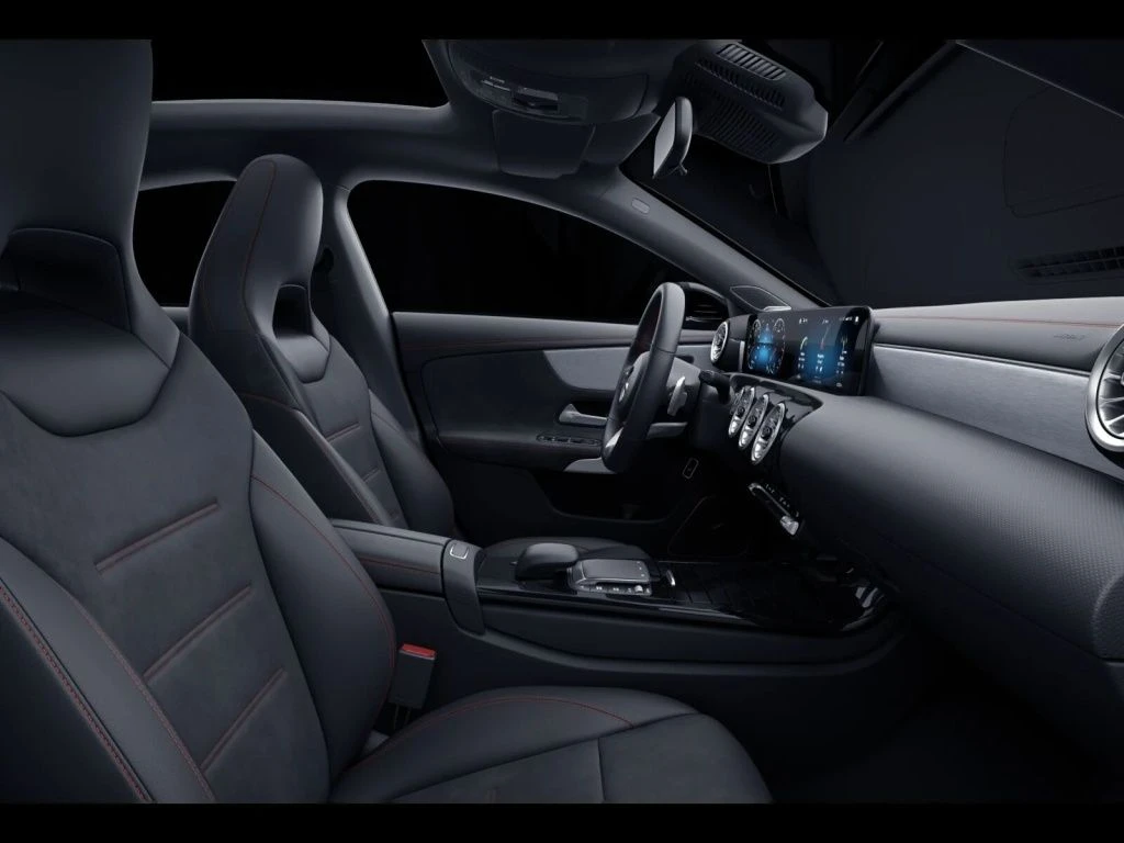 Mercedes-Benz-CLA 200 d-image-10