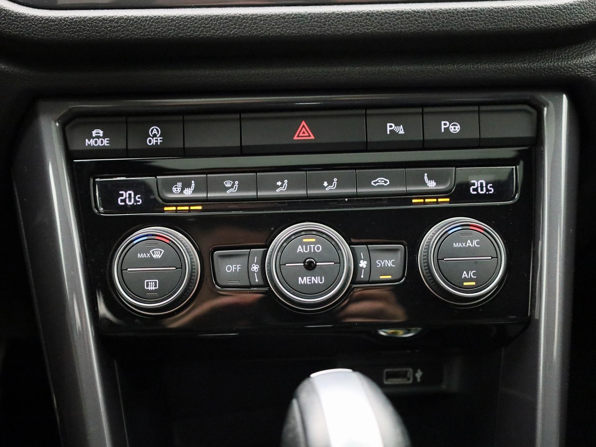 Volkswagen T-Roc 1.5 TSI Sport Business R