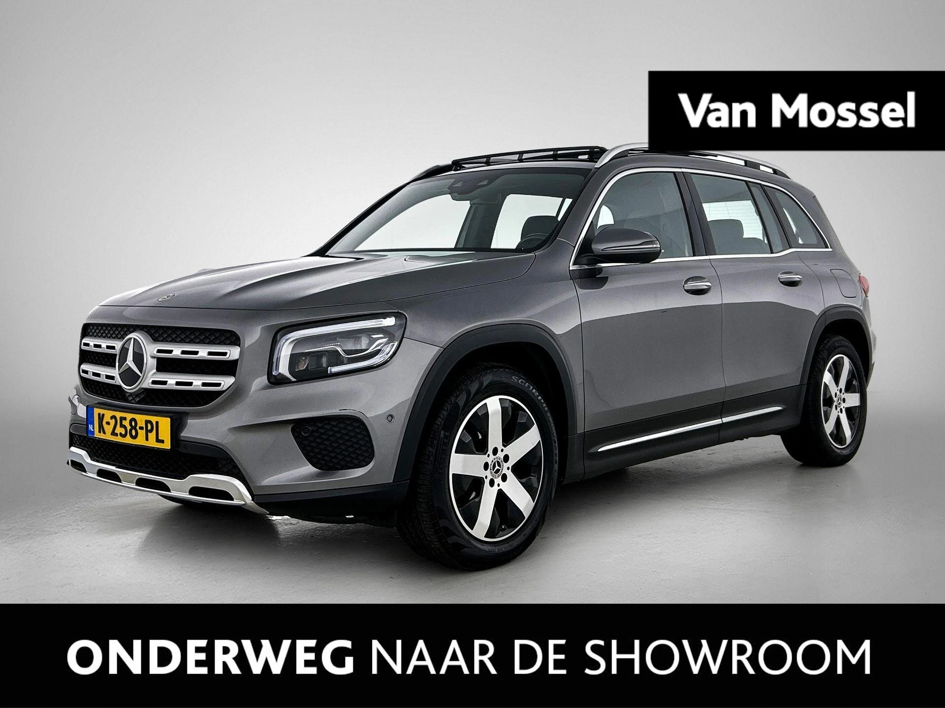 Mercedes-Benz-GLB-image-0