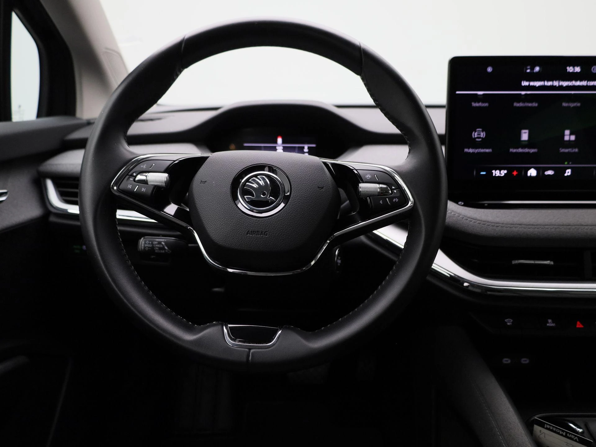 Škoda-Enyaq iV-image-6