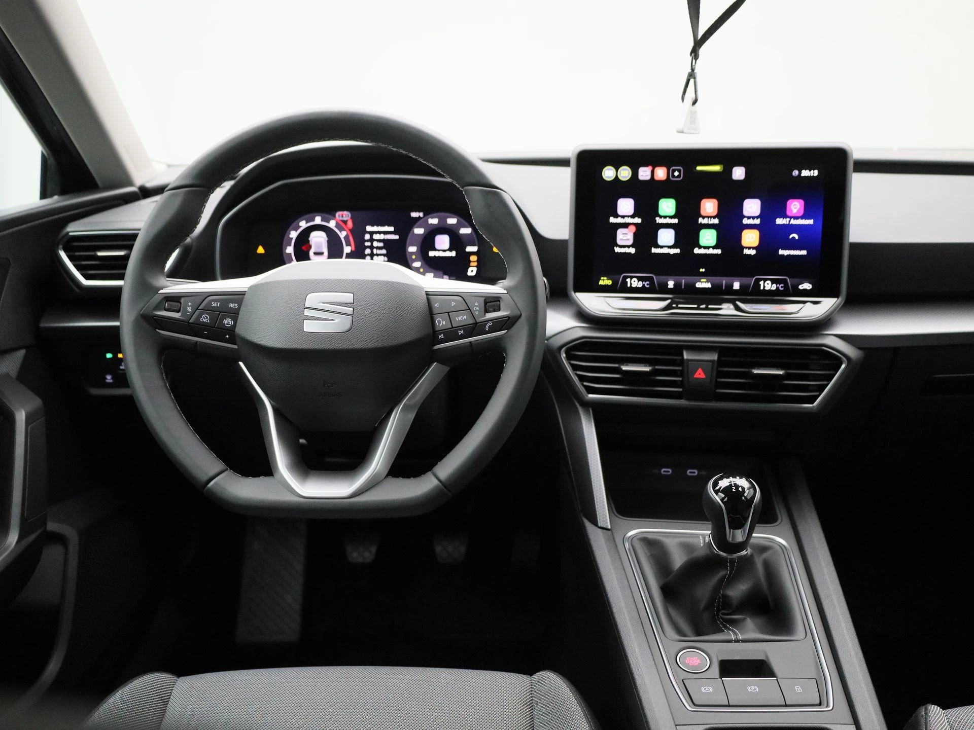 SEAT-Leon-image-6