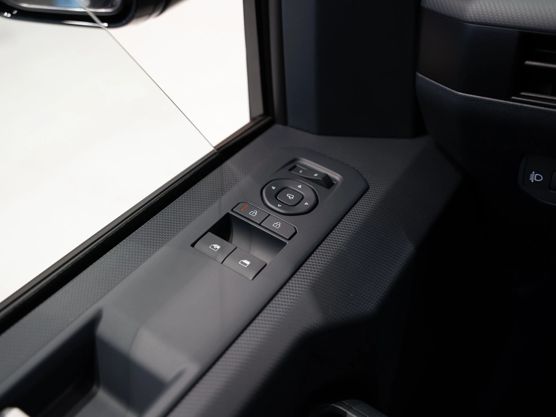 Kia PV5 Cargo Elite 71.2 kWh L2H1 ACC LED SHZ LRHZ 360GRAD GJR WP