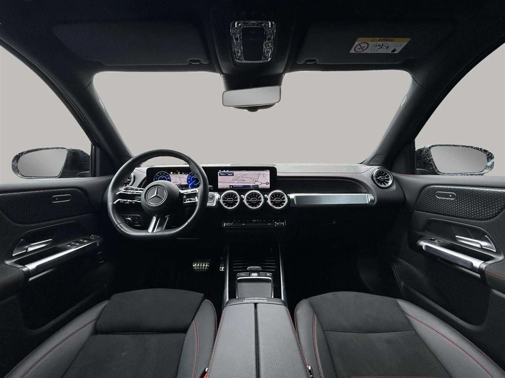 Mercedes-Benz-EQB-image-12