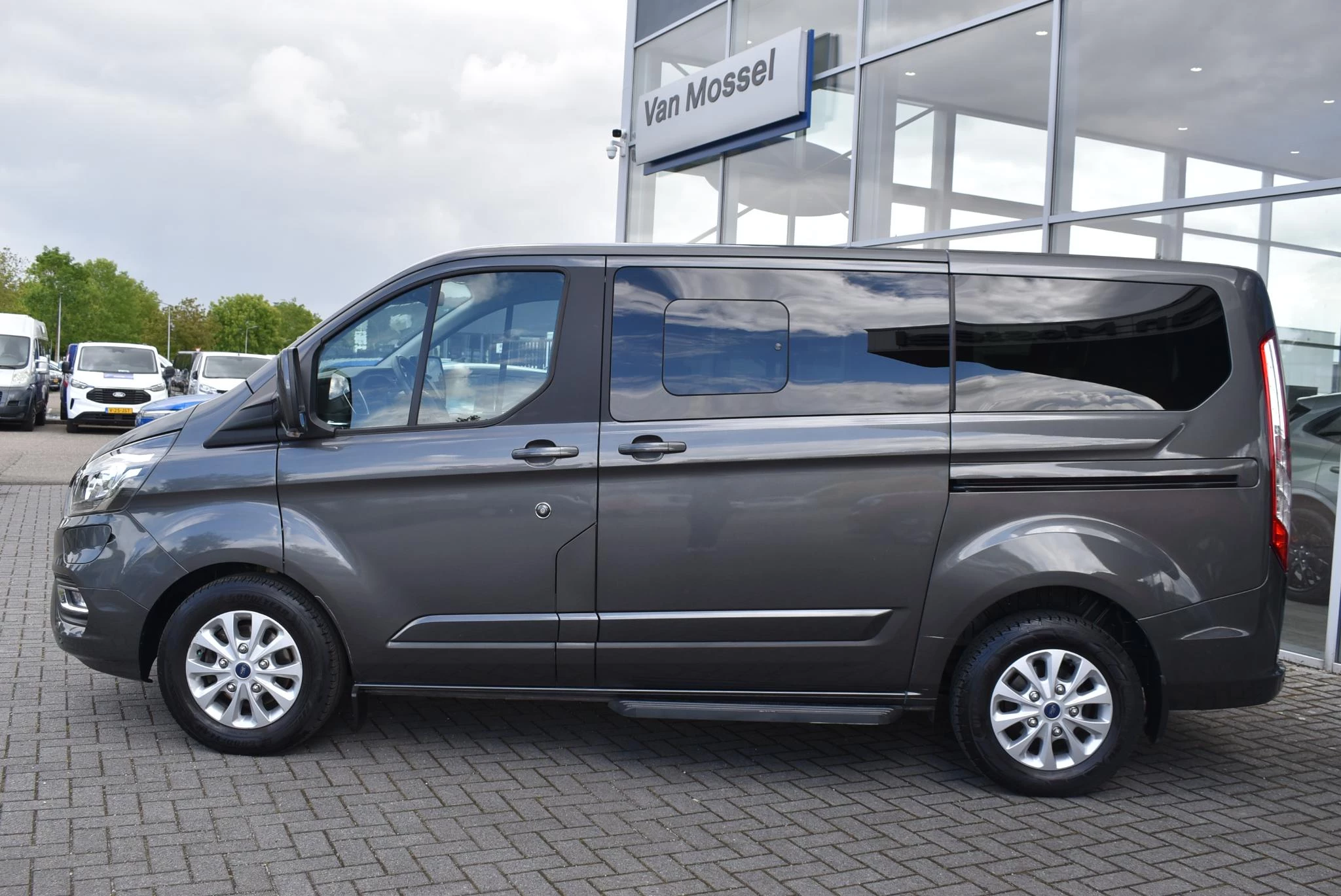 Ford Transit Custom Tourneo 320 1.0 EcoBoost L1H1 PHEV Titanium