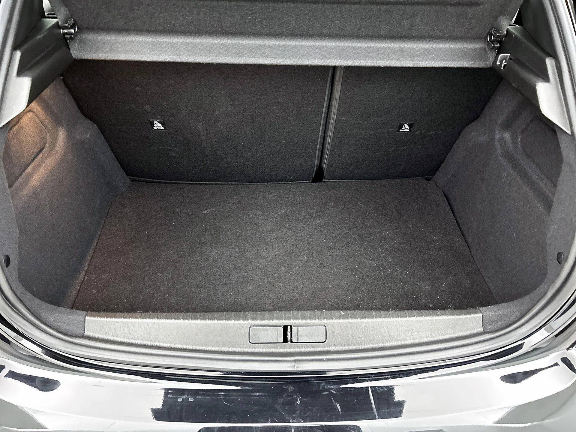 Peugeot-208-image-26