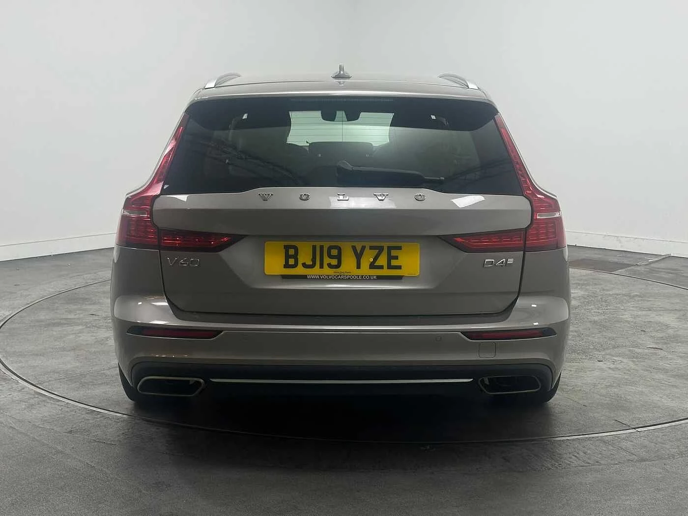 Volvo-V60-image-4