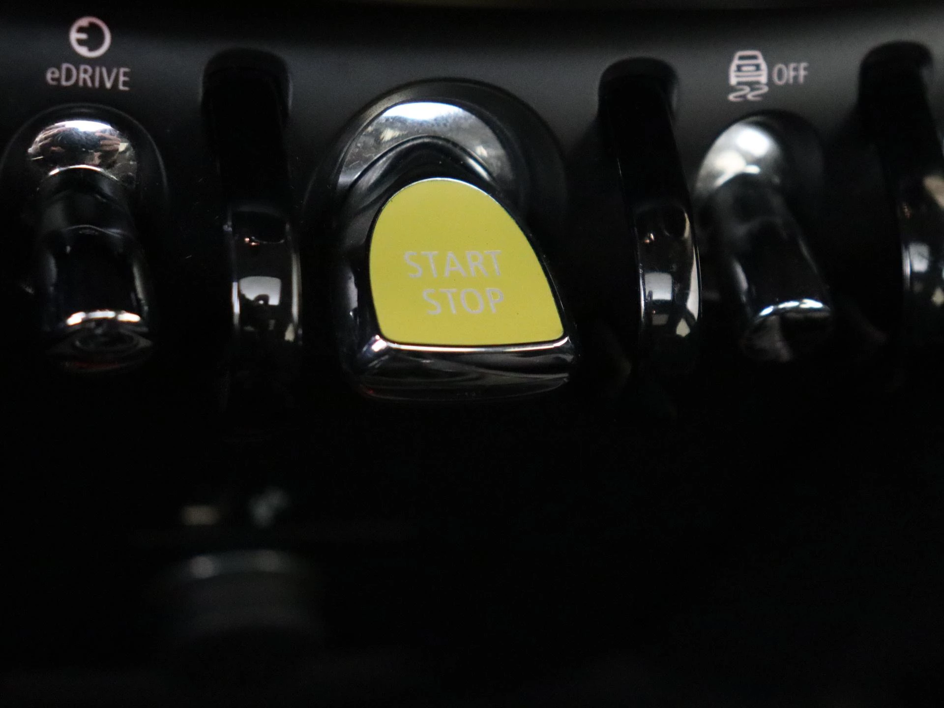 MINI-Countryman-image-20