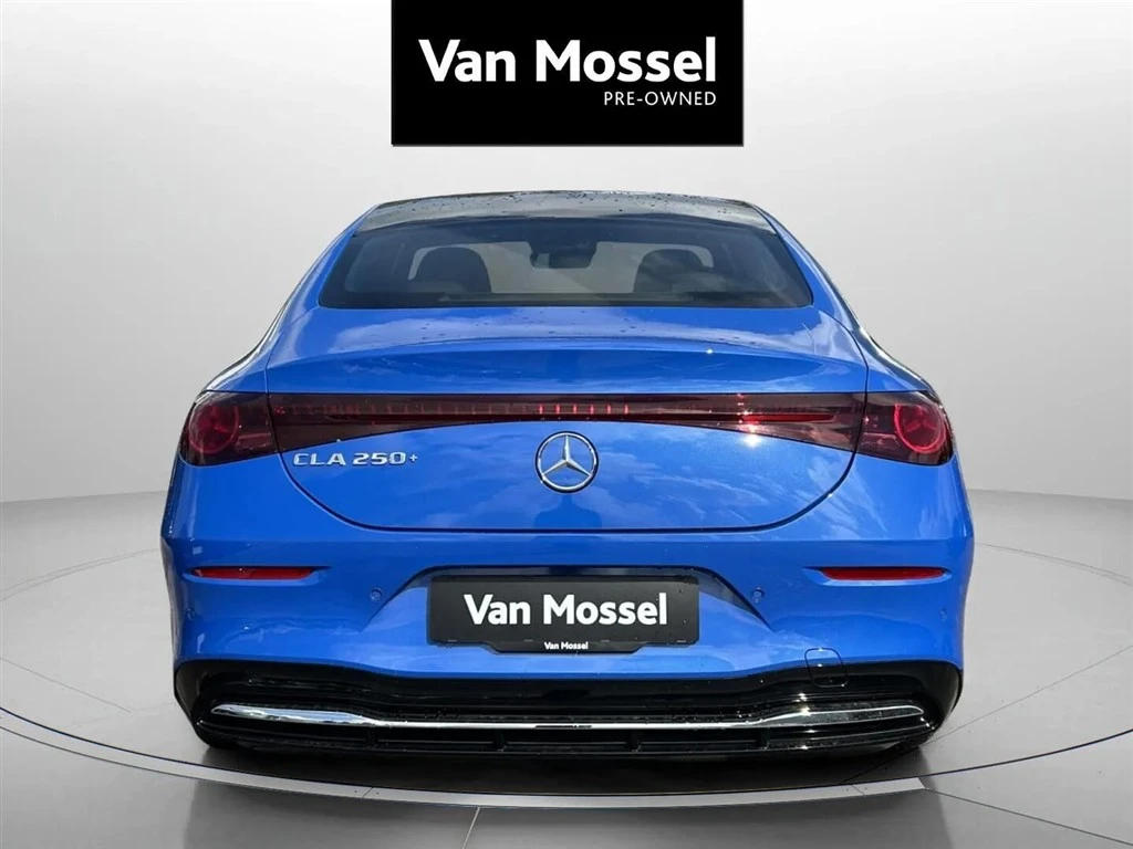 Mercedes-Benz-CLA-image-5