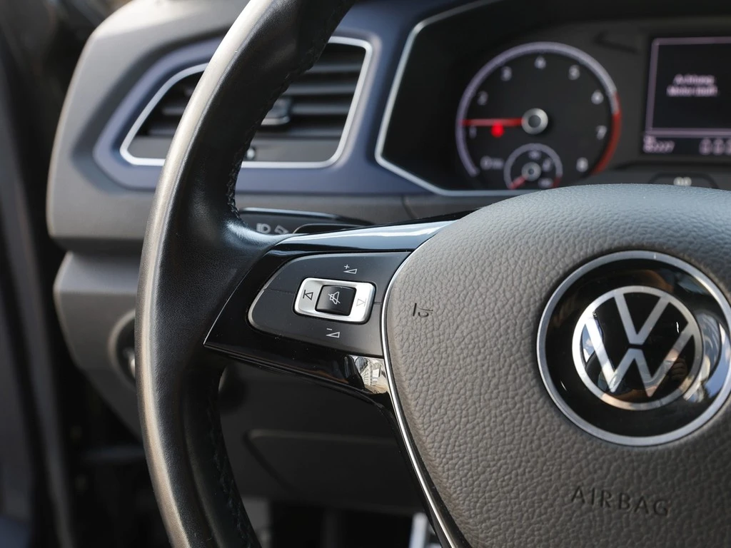 Volkswagen-T-Roc-image-15