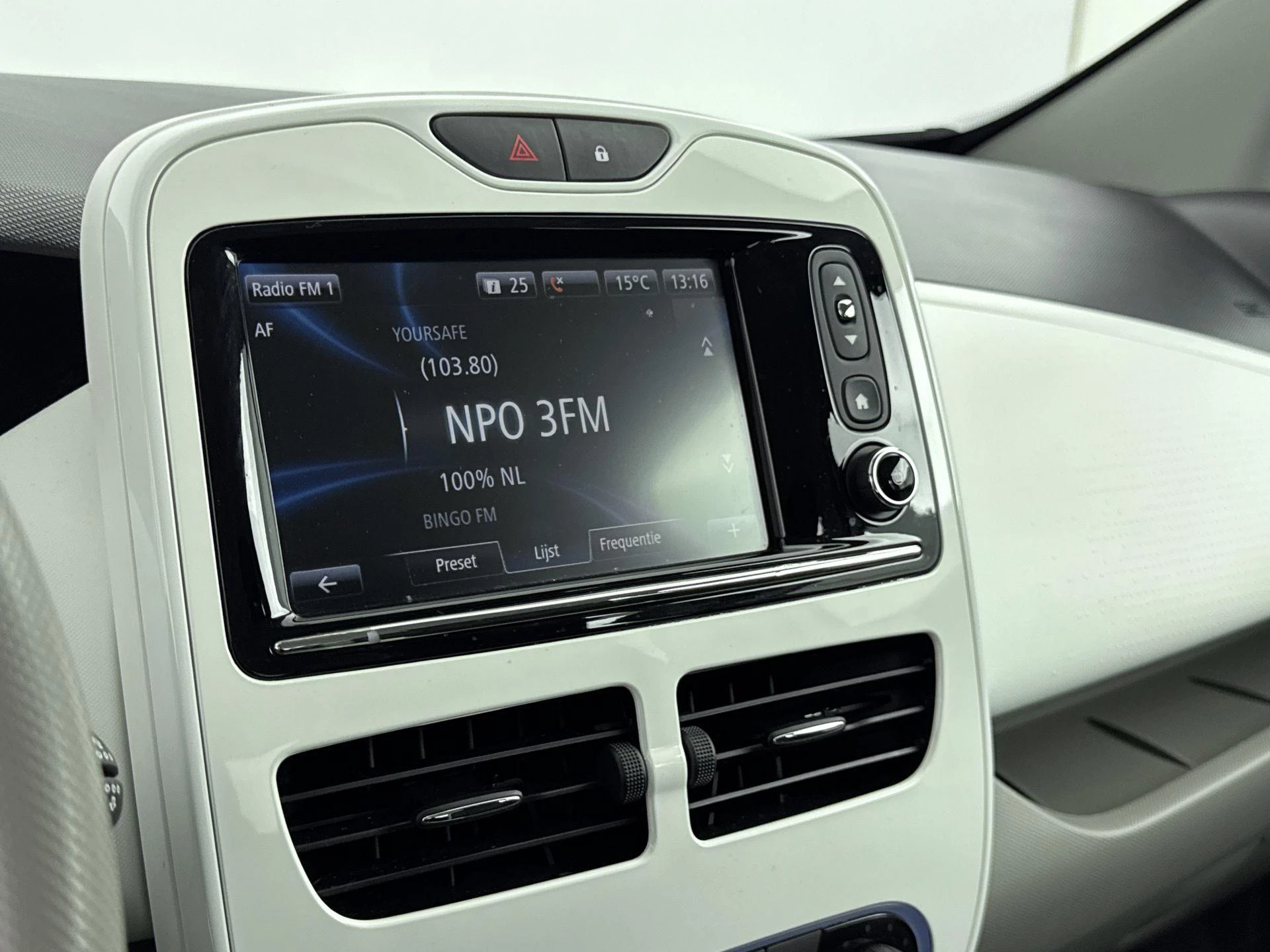 Renault-ZOE-image-8