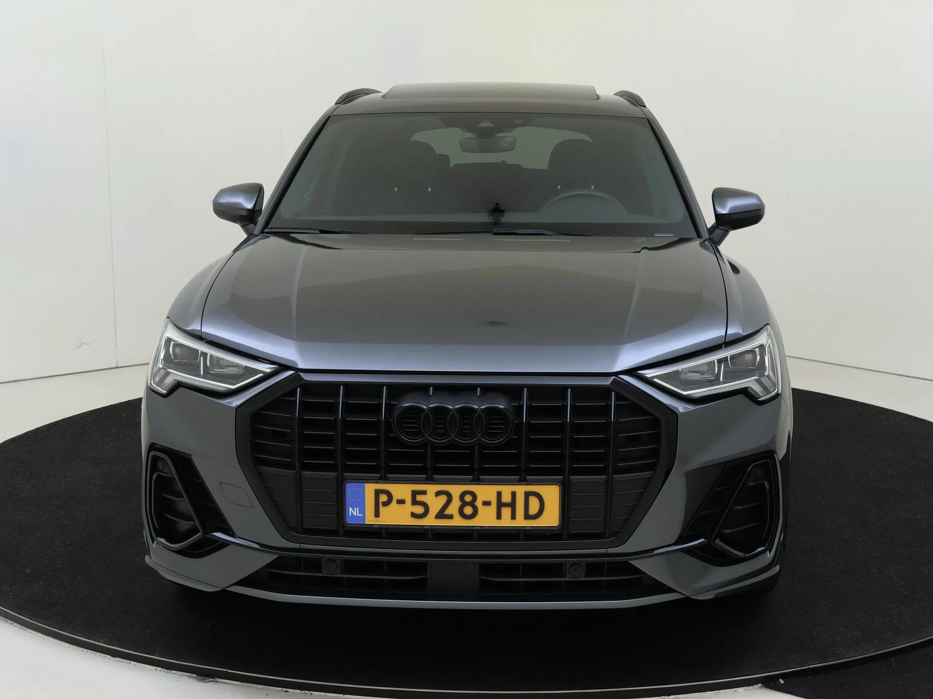 Audi-Q3-image-5