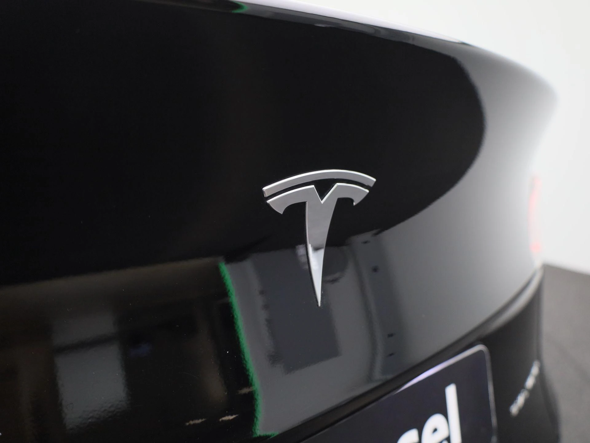 Tesla-Model Y-image-25