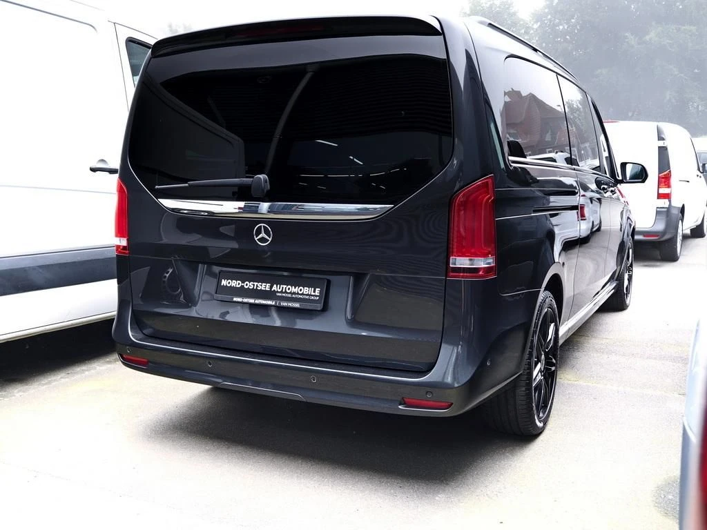 Mercedes-Benz-V-Klasse 300-image-4