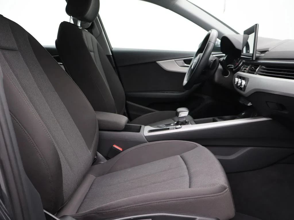 Audi-A4-image-11