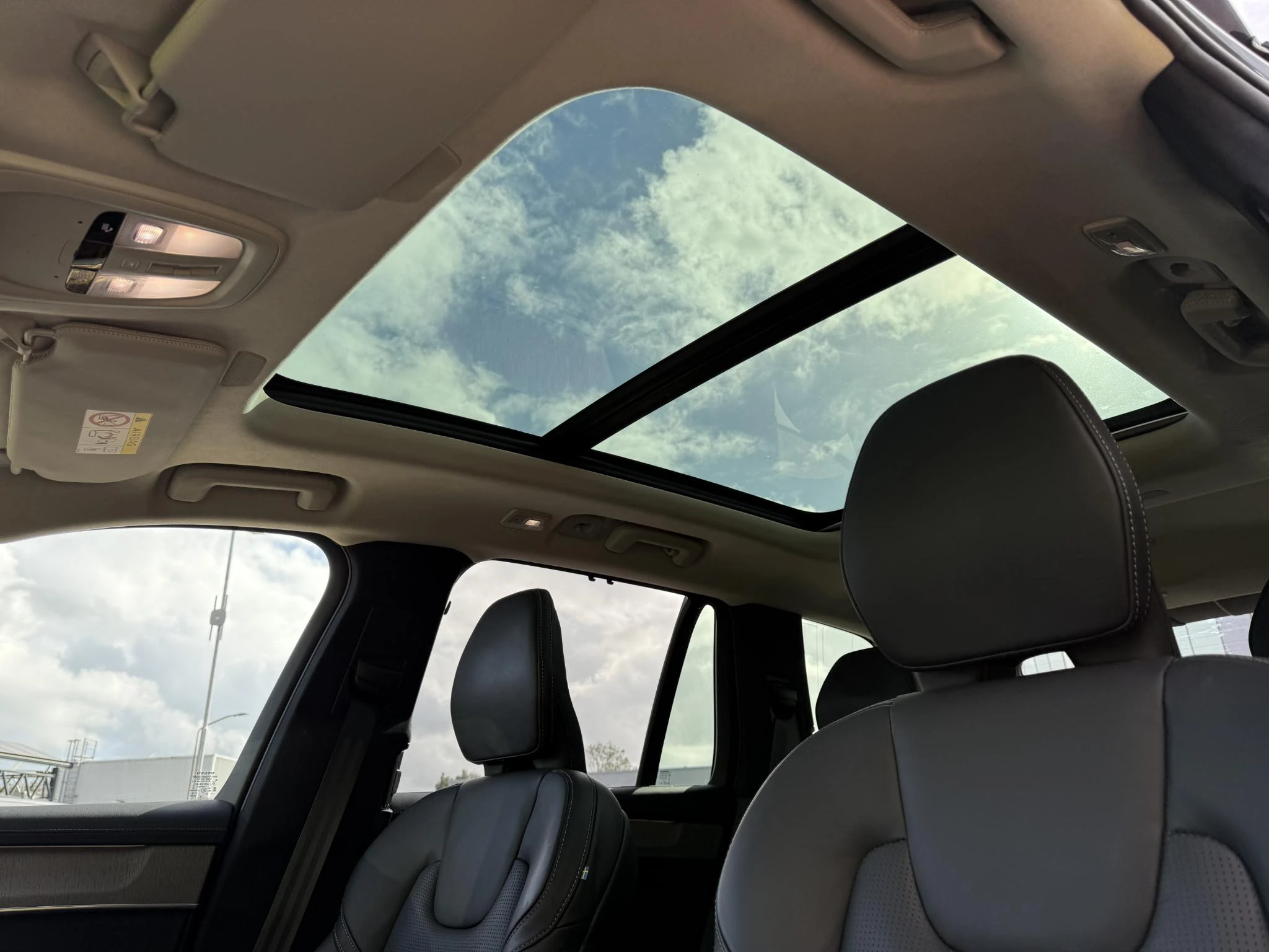 Volvo-XC90-image-30