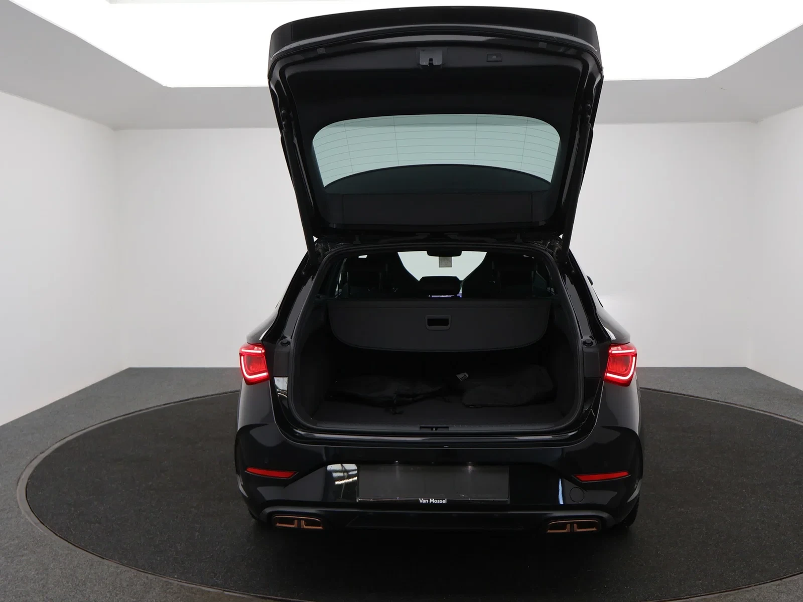 CUPRA Leon Sportstourer ST e-Hybrid (PHEV) Leon Break PHEV 1.4TSI 204PK *AUTOMAAT*CAMERA*LEDER*SPORTZETELS*CRUISE*VIRTUAL COCKPIT*PDC*...*