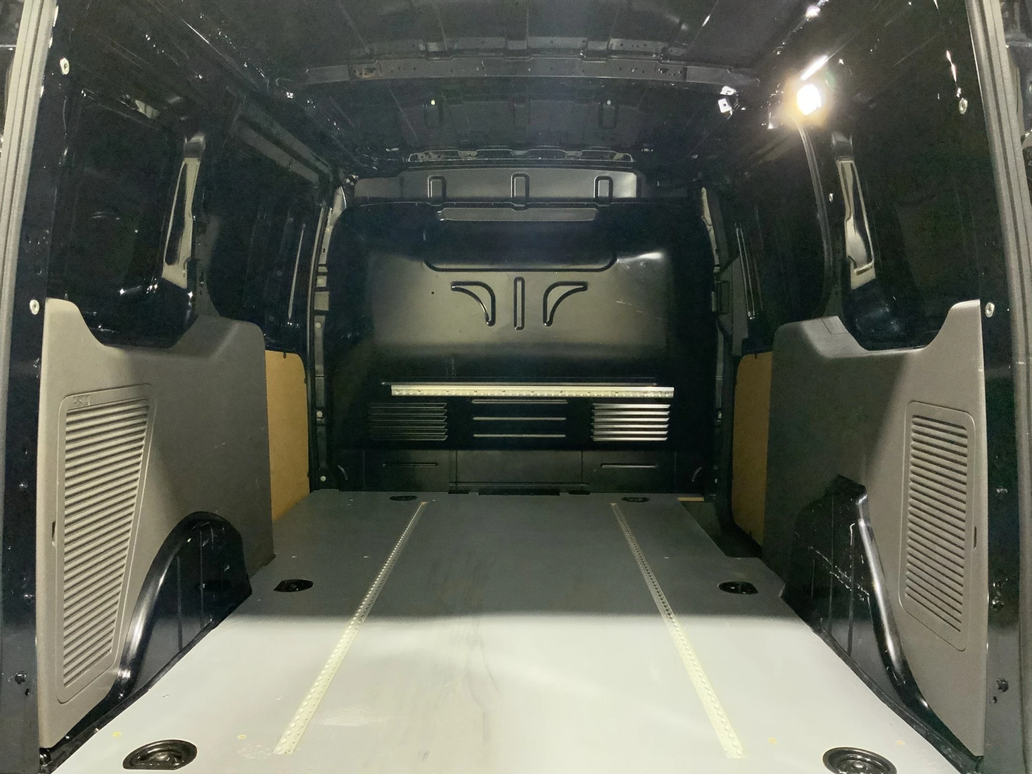 Ford-Transit Connect-image-15