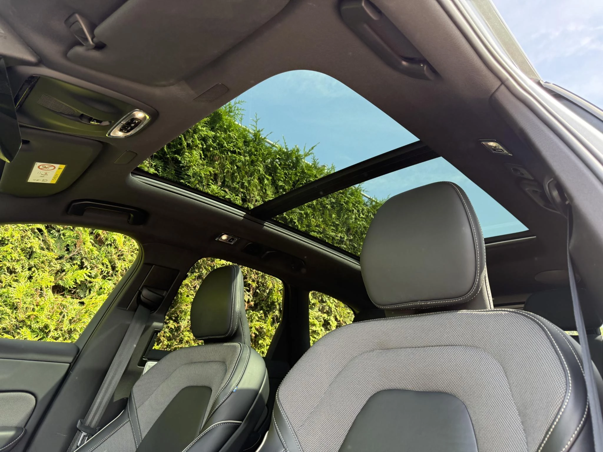 Volvo-XC60-image-30