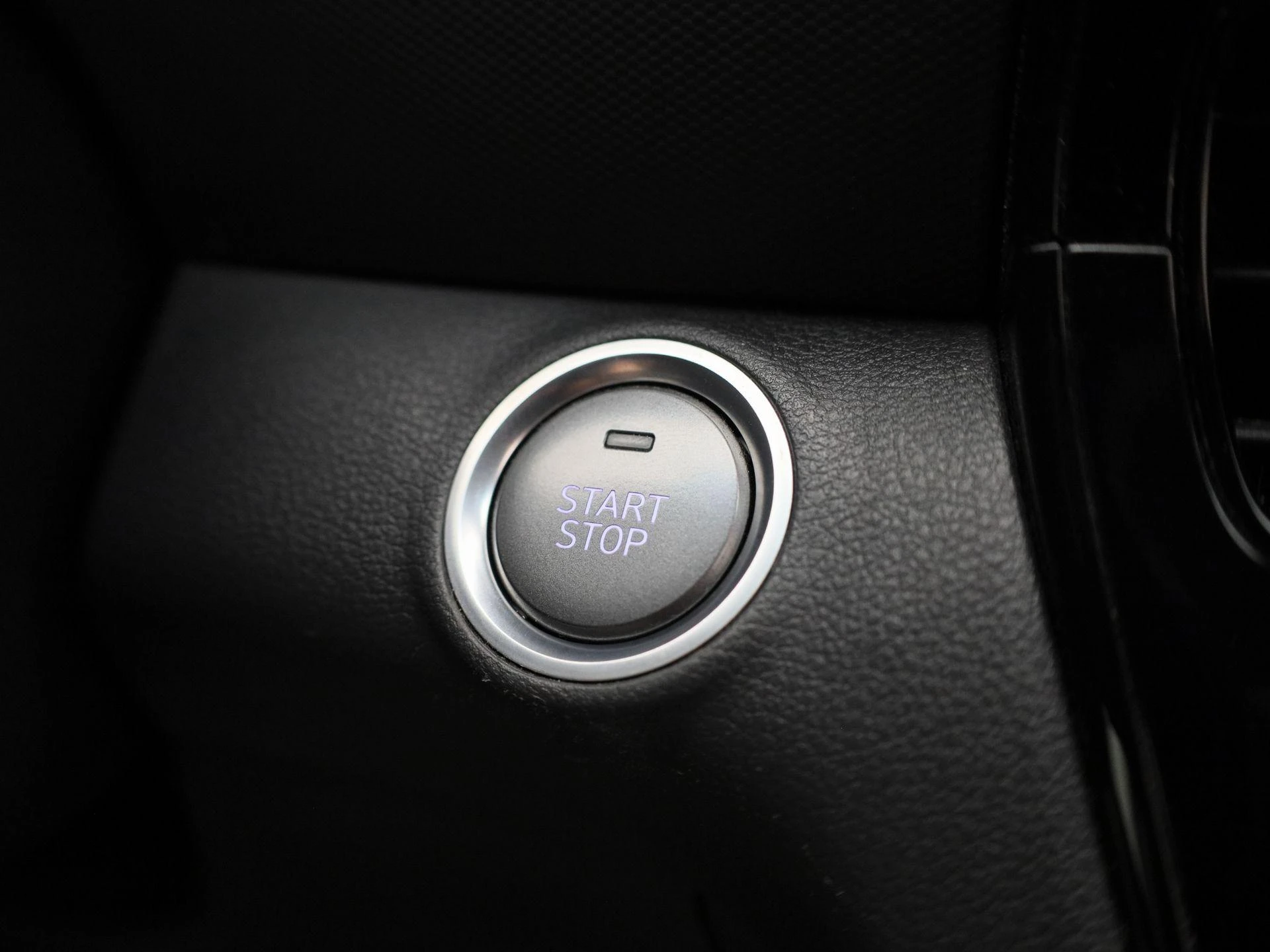 Hyundai-IONIQ-image-25