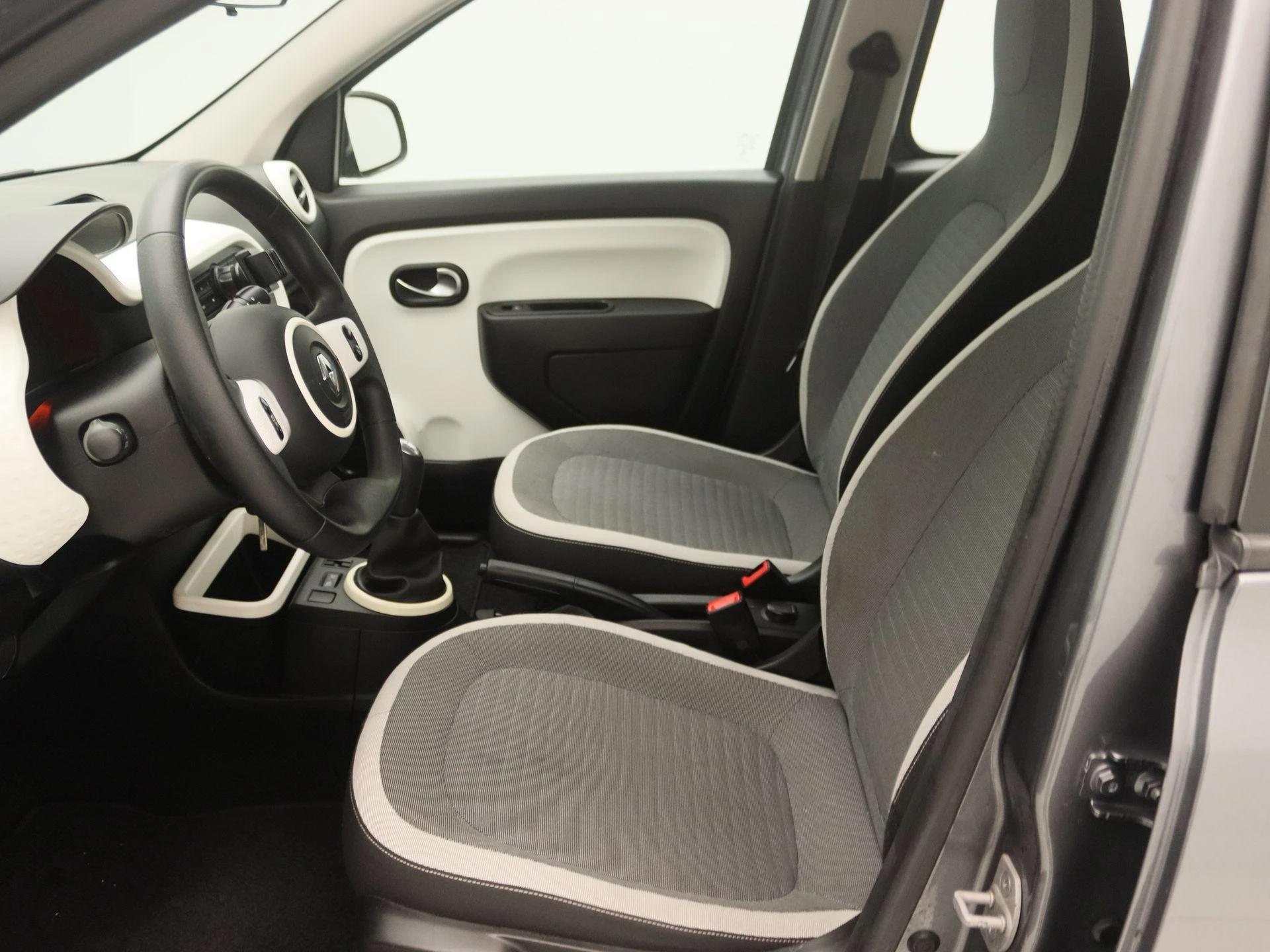 Renault-Twingo-image-10