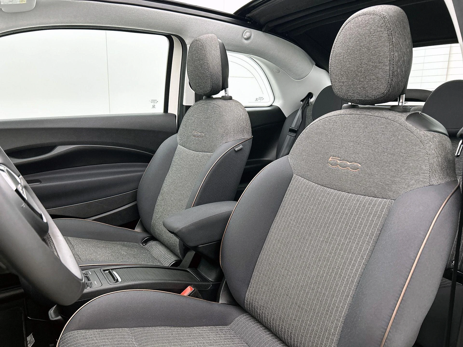 Fiat-500e-image-31