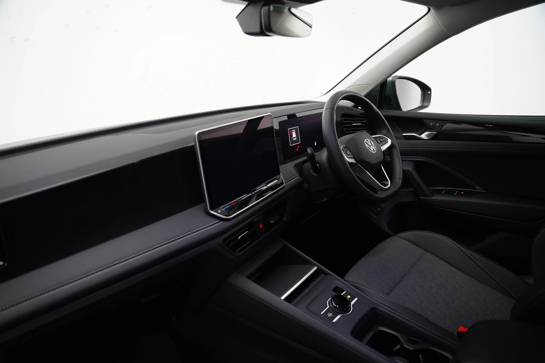 Volkswagen-Tiguan-image-1