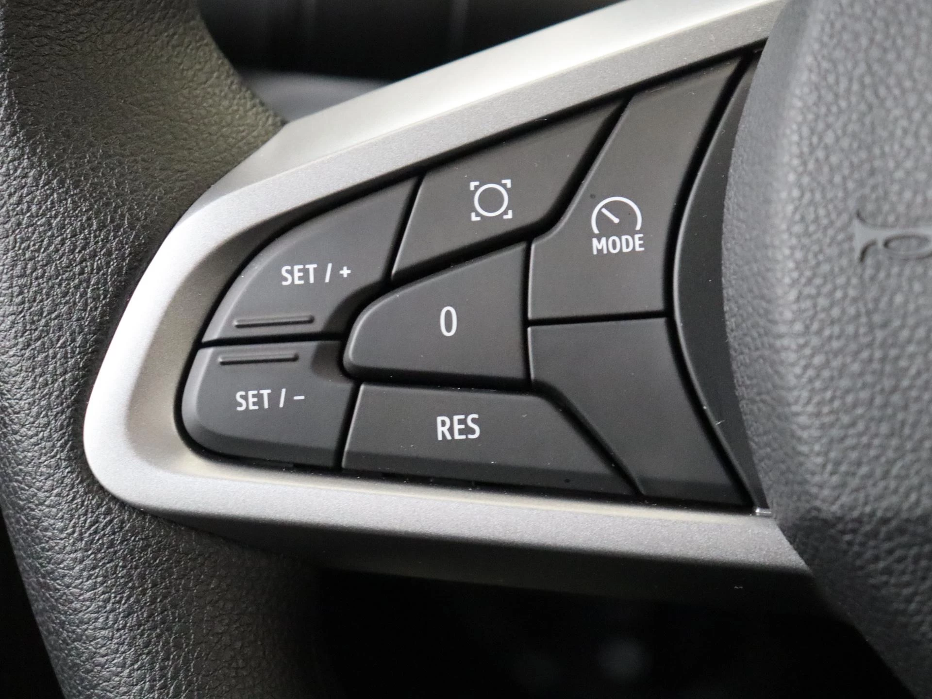 Dacia-Spring-image-12