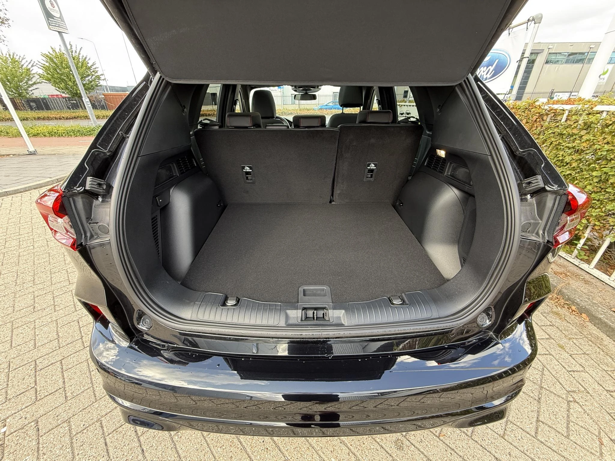 Ford-Kuga-image-12