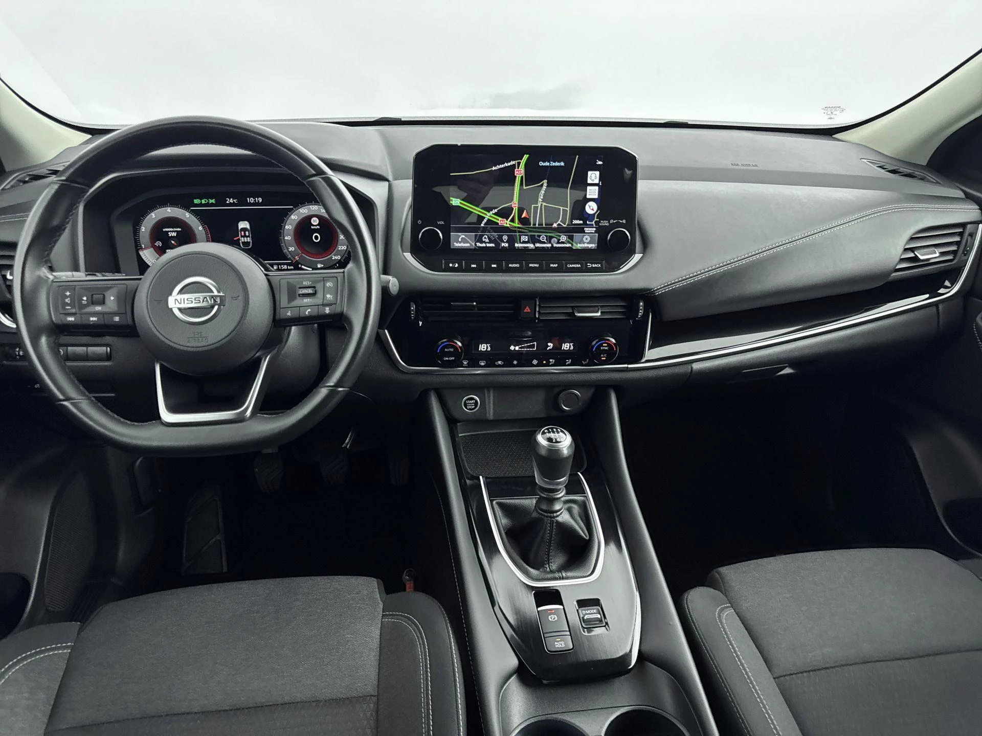 Nissan-QASHQAI-image-17