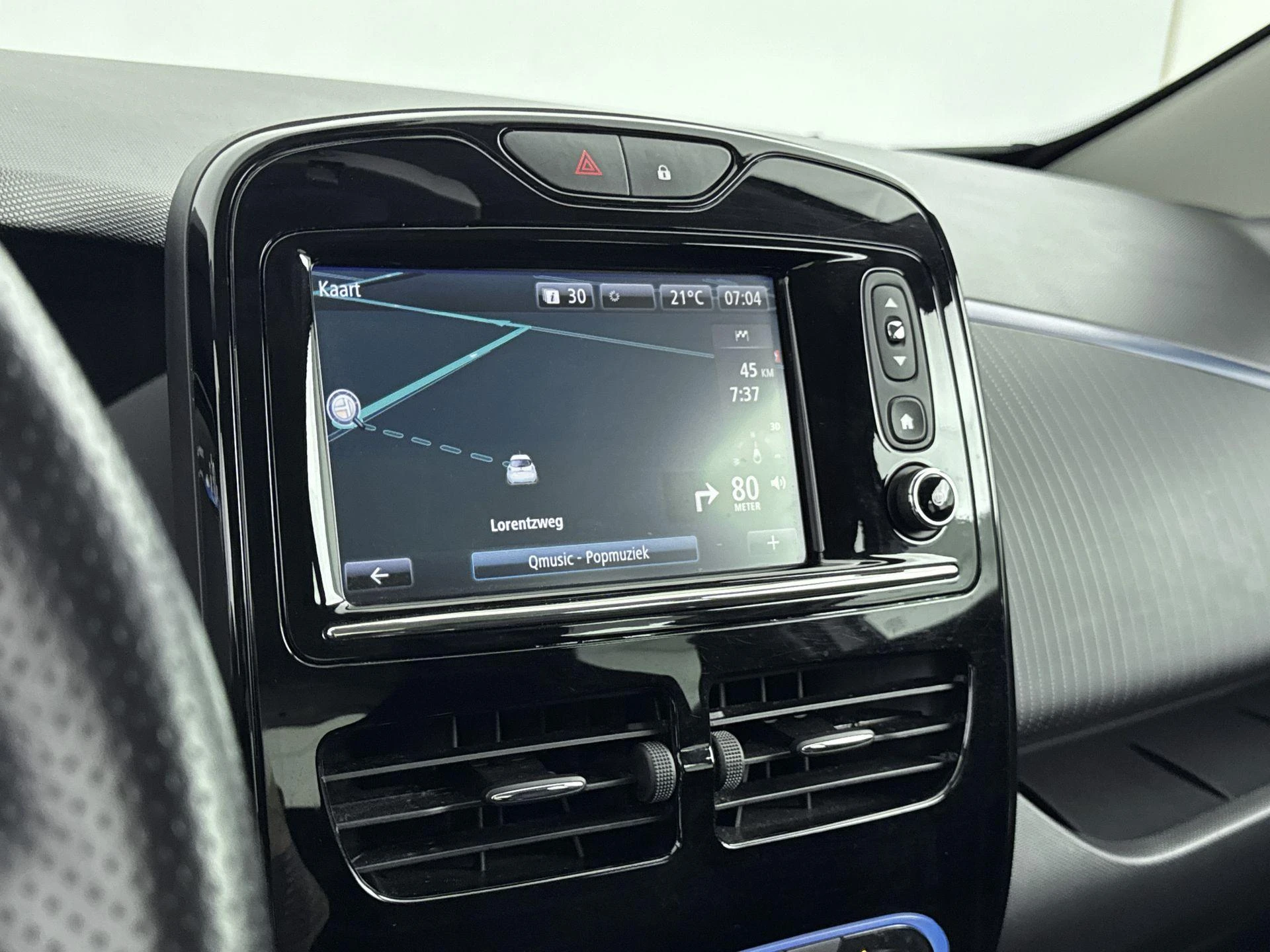 Renault-ZOE-image-12