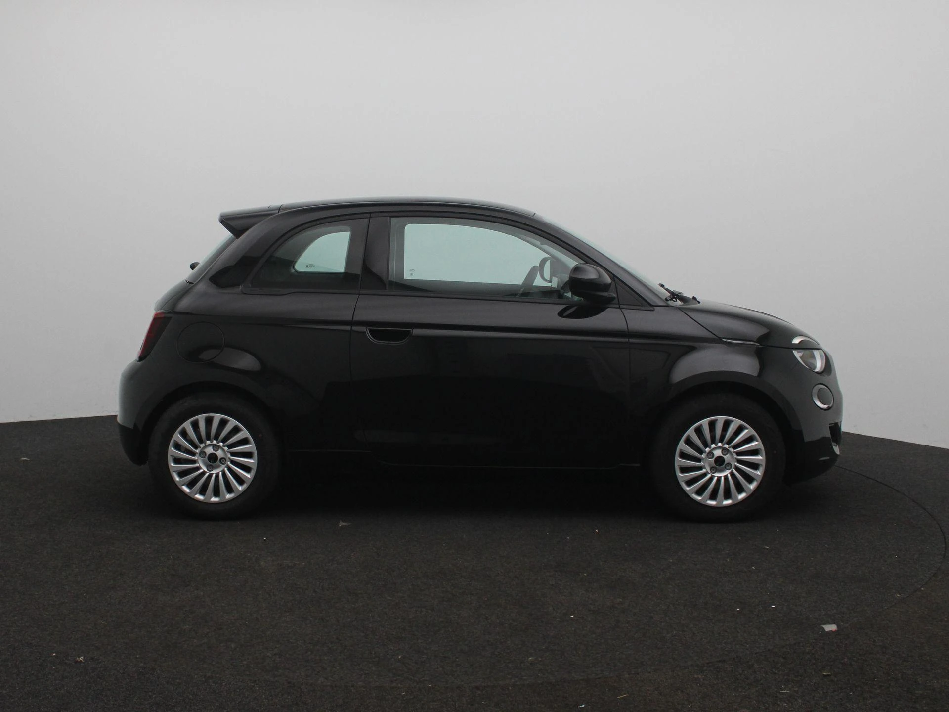 Fiat-500e-image-5