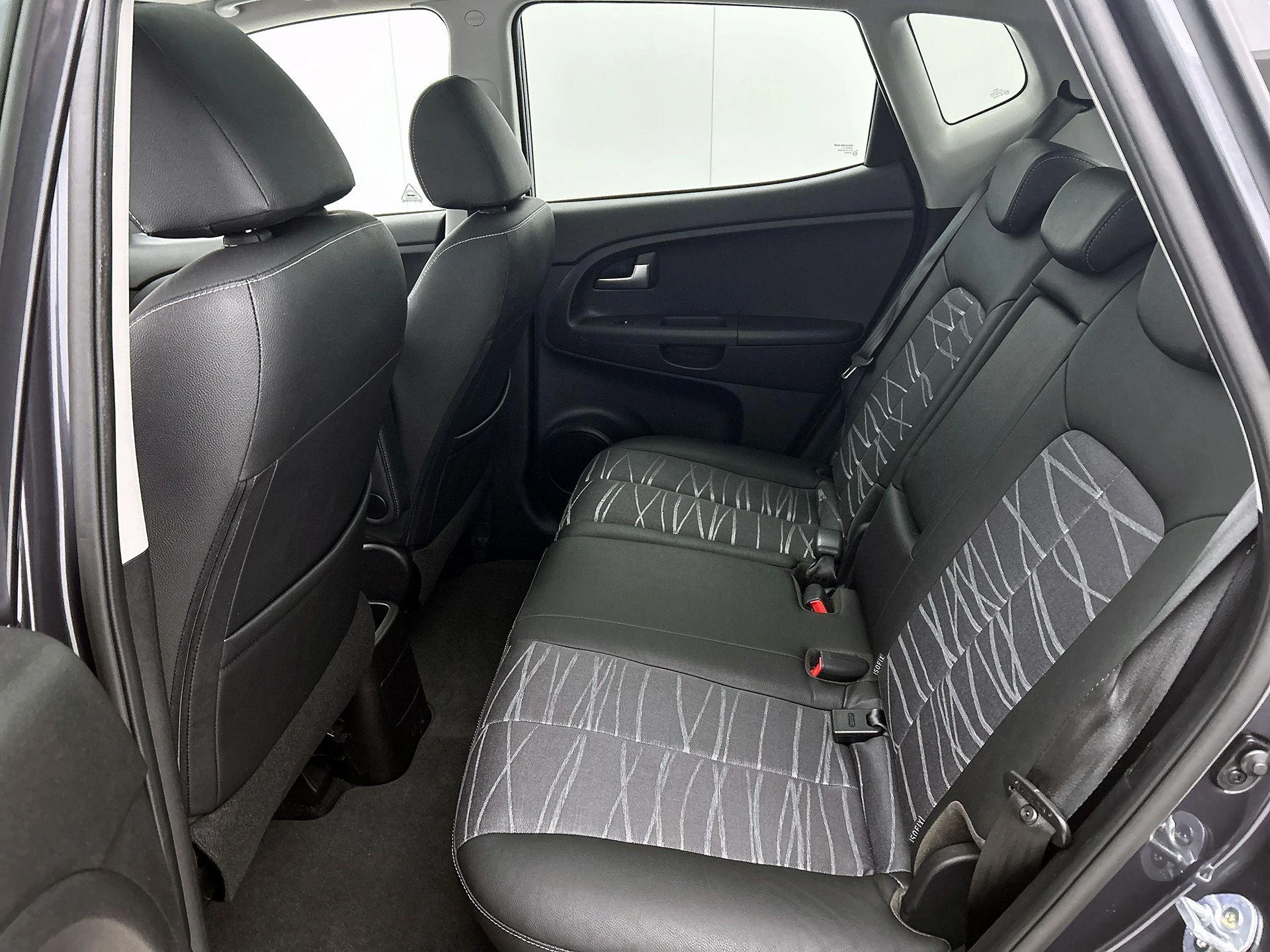 Kia-Venga-image-25