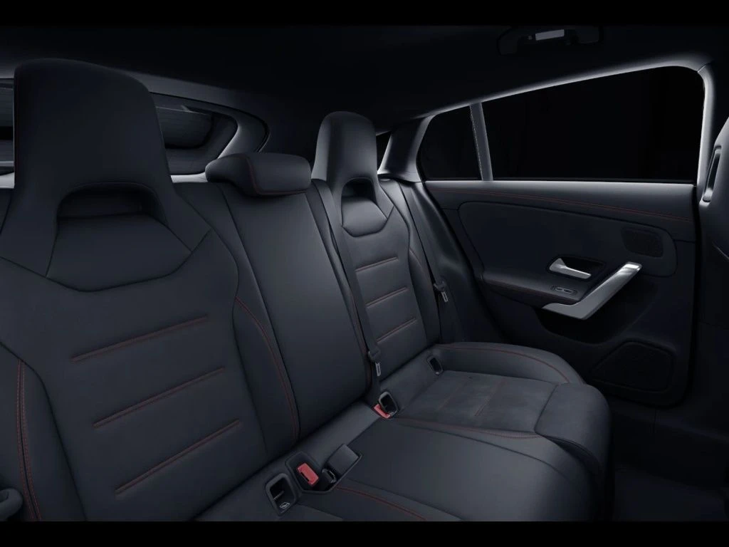 Mercedes-Benz-CLA 250 e-image-11