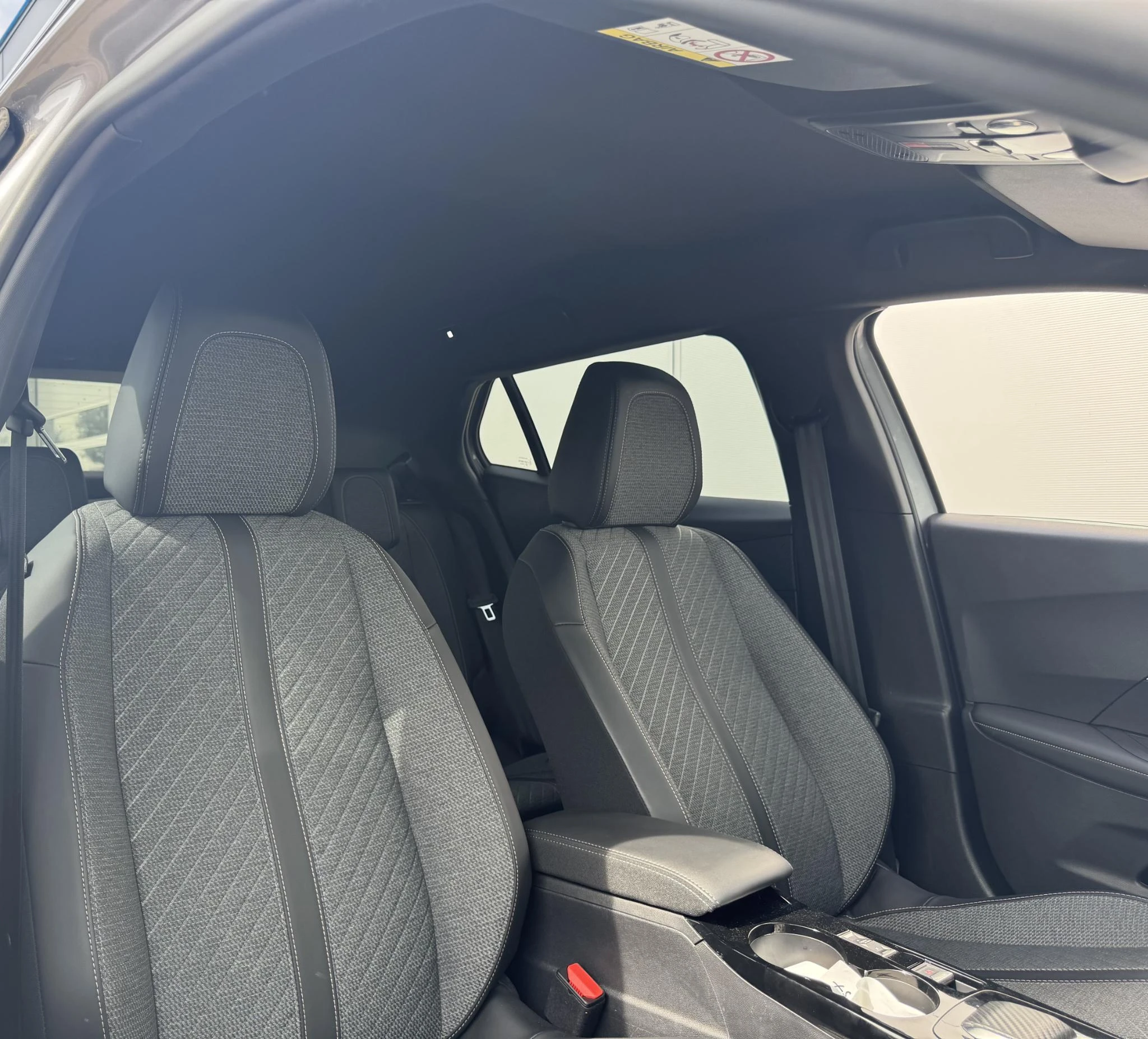 Peugeot-2008-image-23