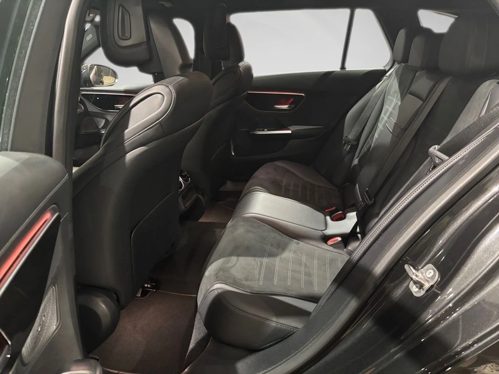 Mercedes-Benz-C-Klasse 300 d-image-9
