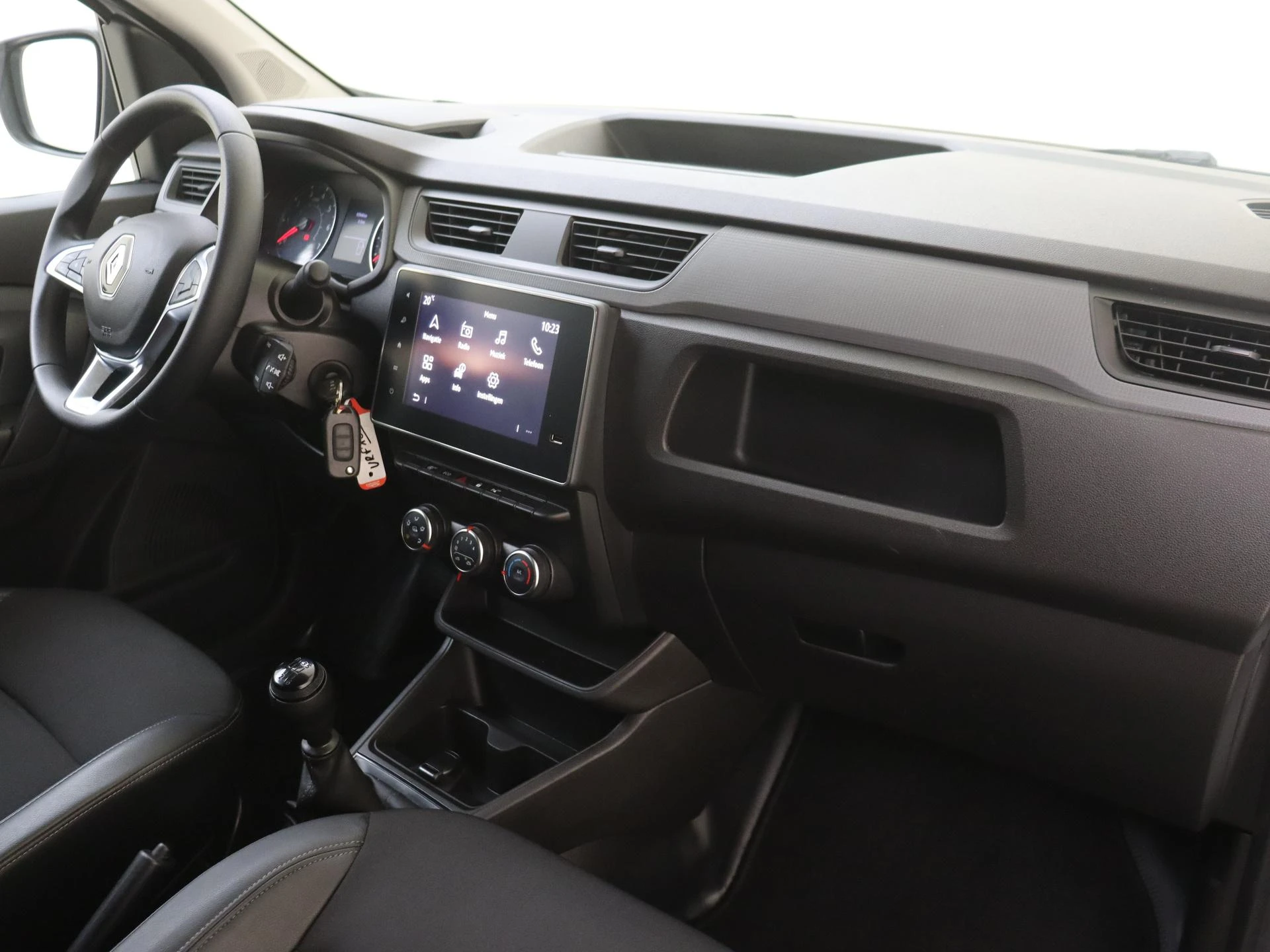 Renault-Express-image-4