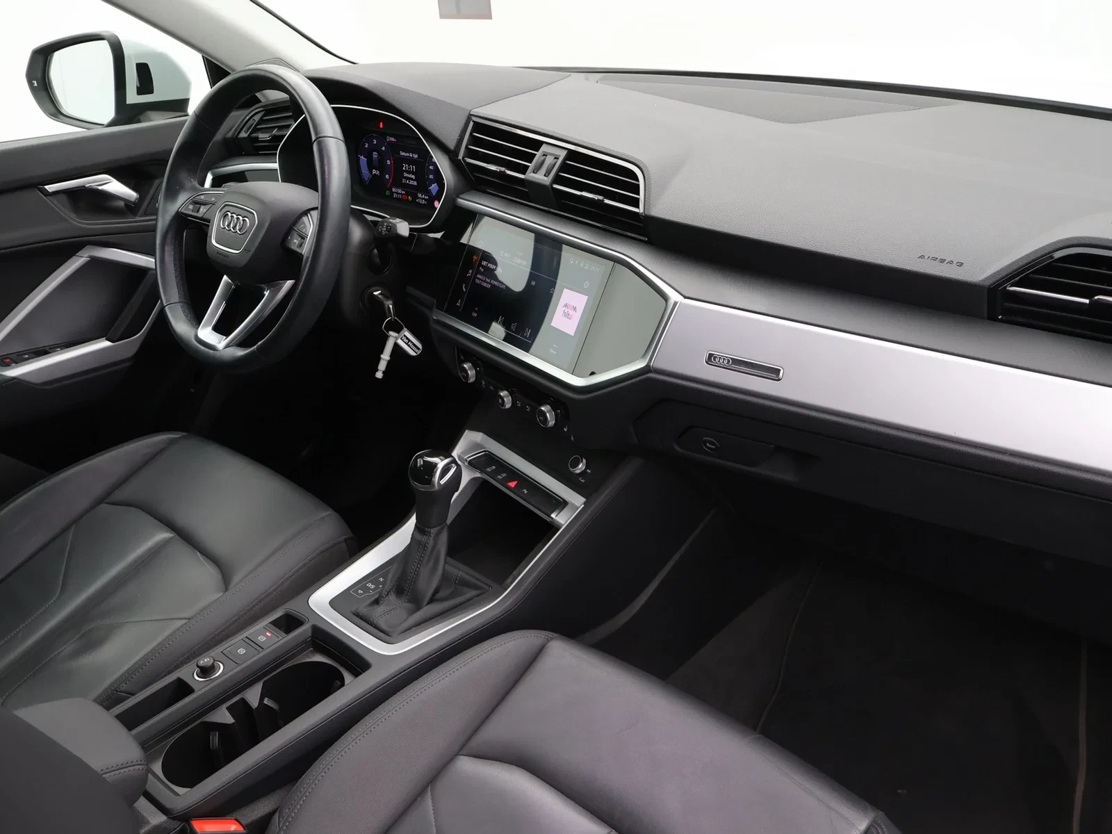 Audi Q3 Audi Q3 Business Edition 35TDI 150PK *AUTOMAAT*VIRTUAL COCKPIT*LEDER*CRUISE*PDC*APP-CONNECT*...*
